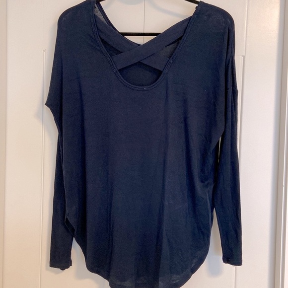 Garage Criss-Cross Back Long-sleeve Light Knit Top | Size S - Picture 4 of 6